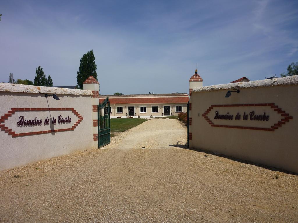 勒吕德 Domaine De La Courbe酒店 外观 照片